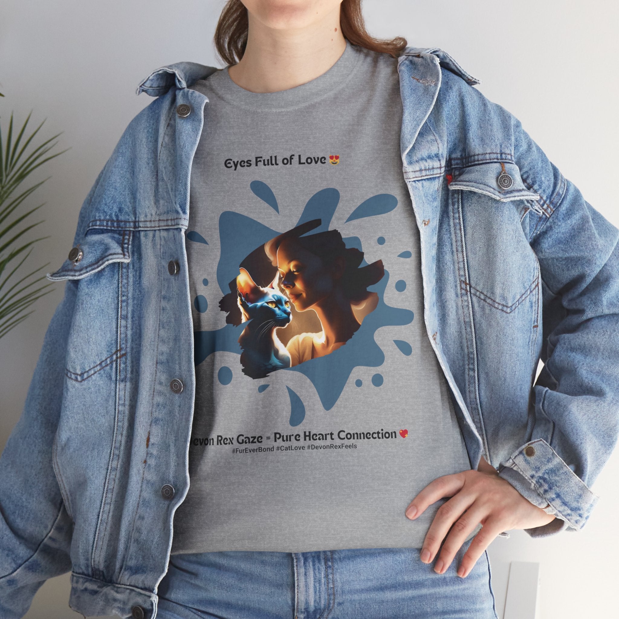 Women's - Devon Rex: Eyes Full of Love T-Shirt