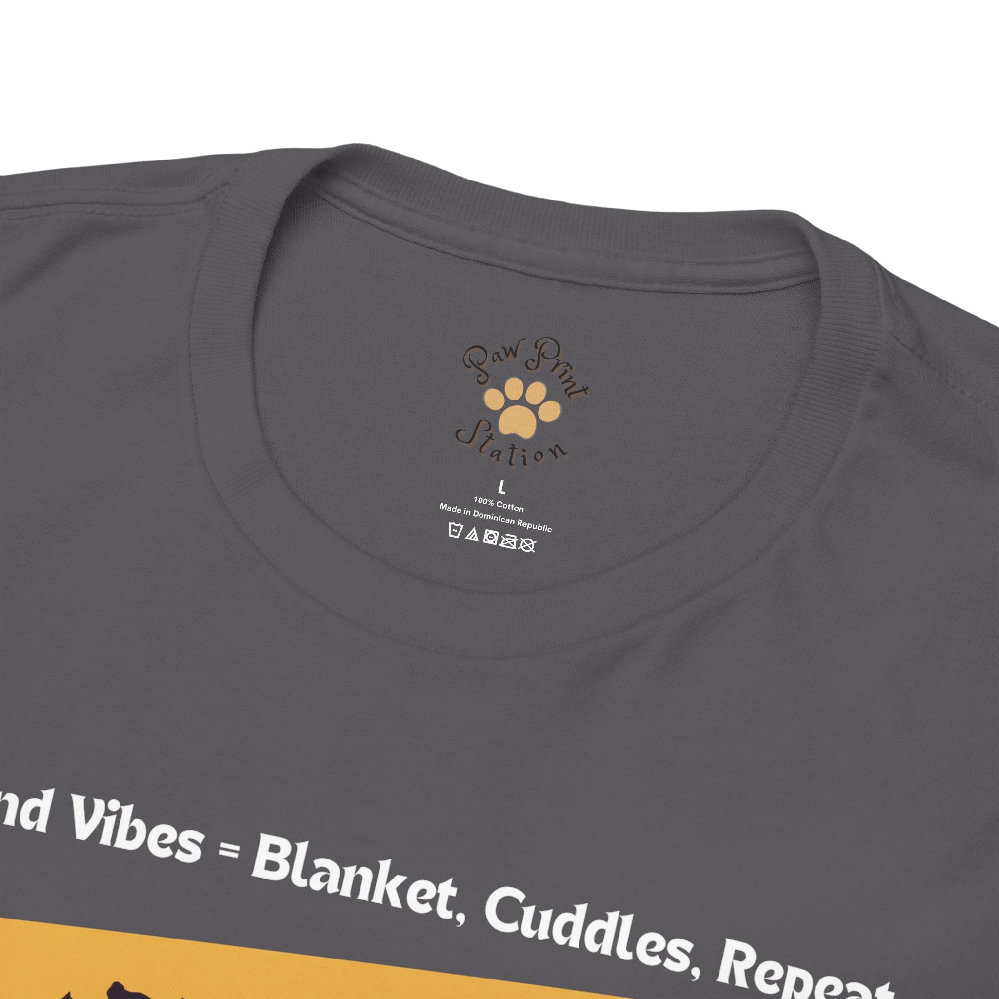 Women's - Weekend Vibes: Devon Rex Cuddles T-Shirt