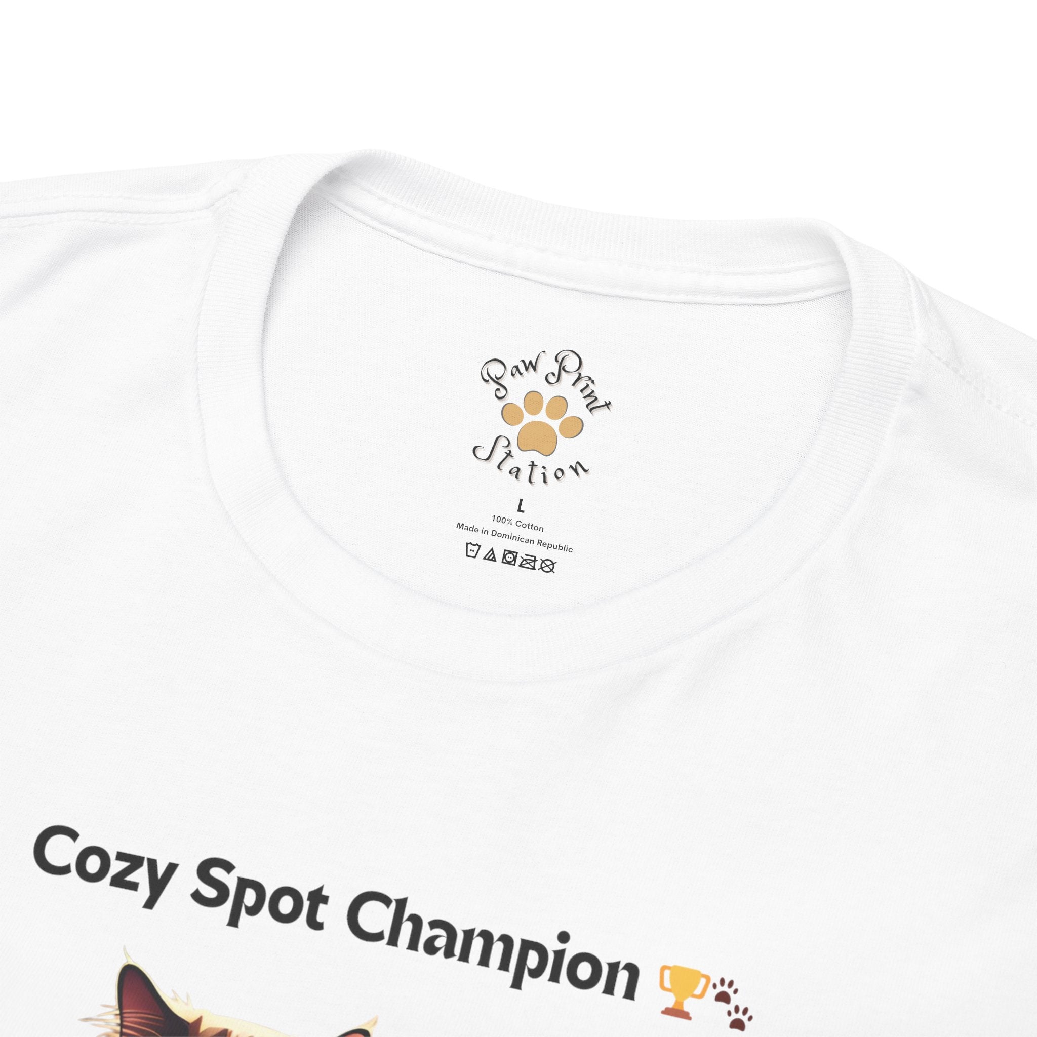 Unisex - Cozy Spot Champion: Persian Comfort T-Shirt