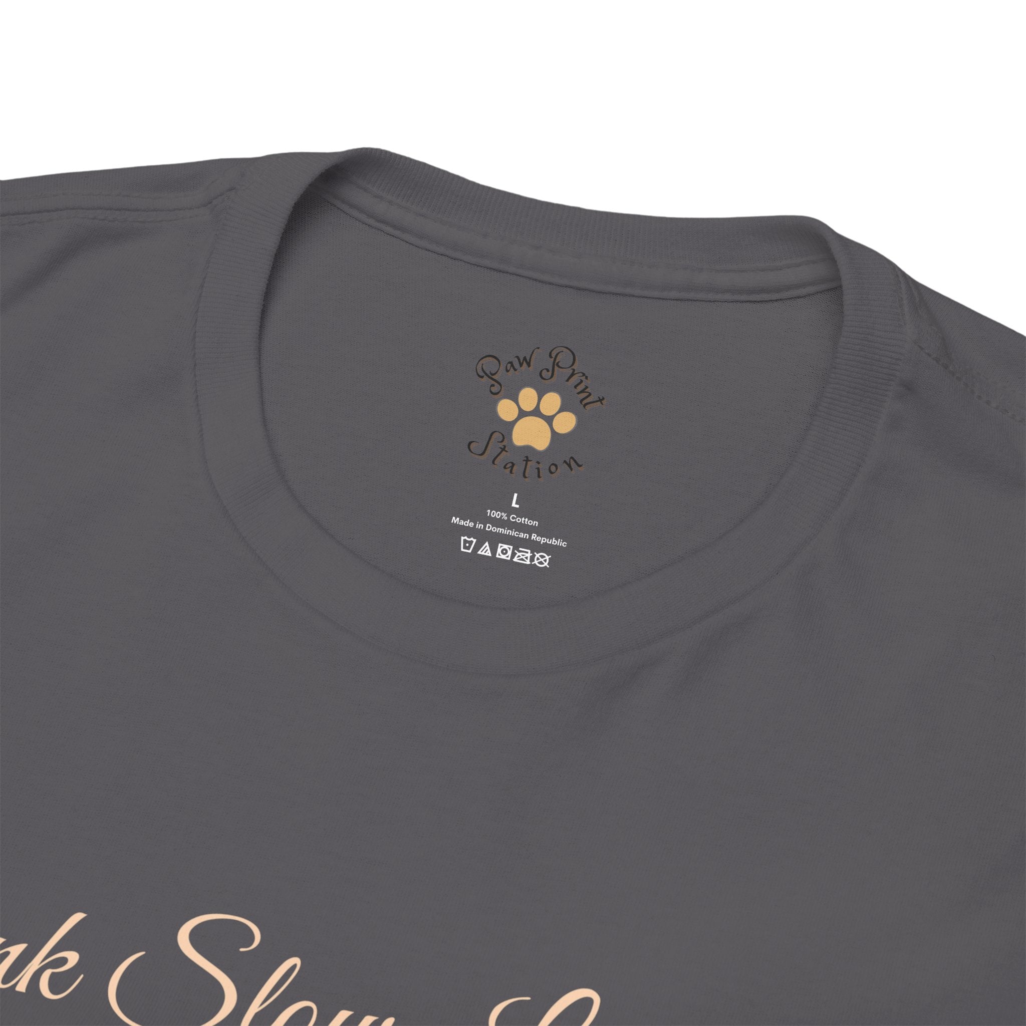 Unisex “Blink Slow, Love Long” Persian Cat T-Shirt – Sentimental Cat Lover Tee