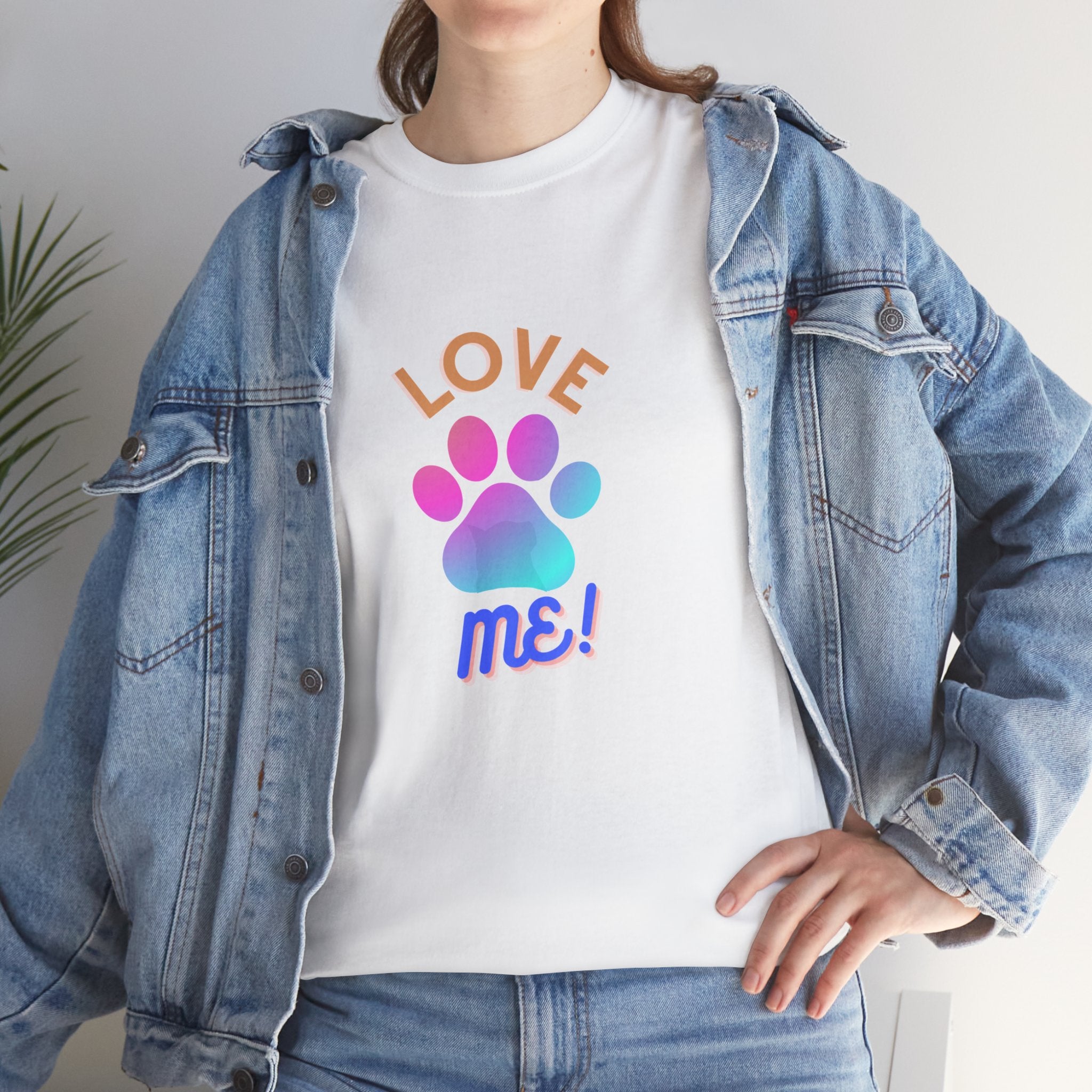 Unisex - Love Me T-Shirt