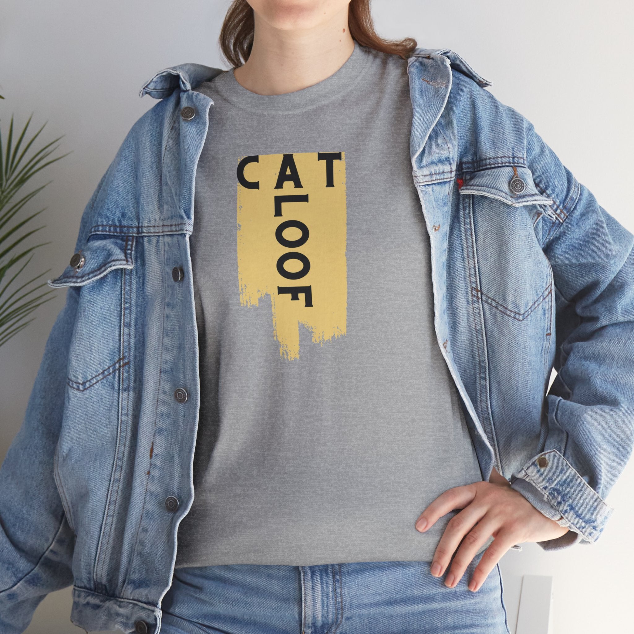 Unisex - Aloof Cat T-Shirt