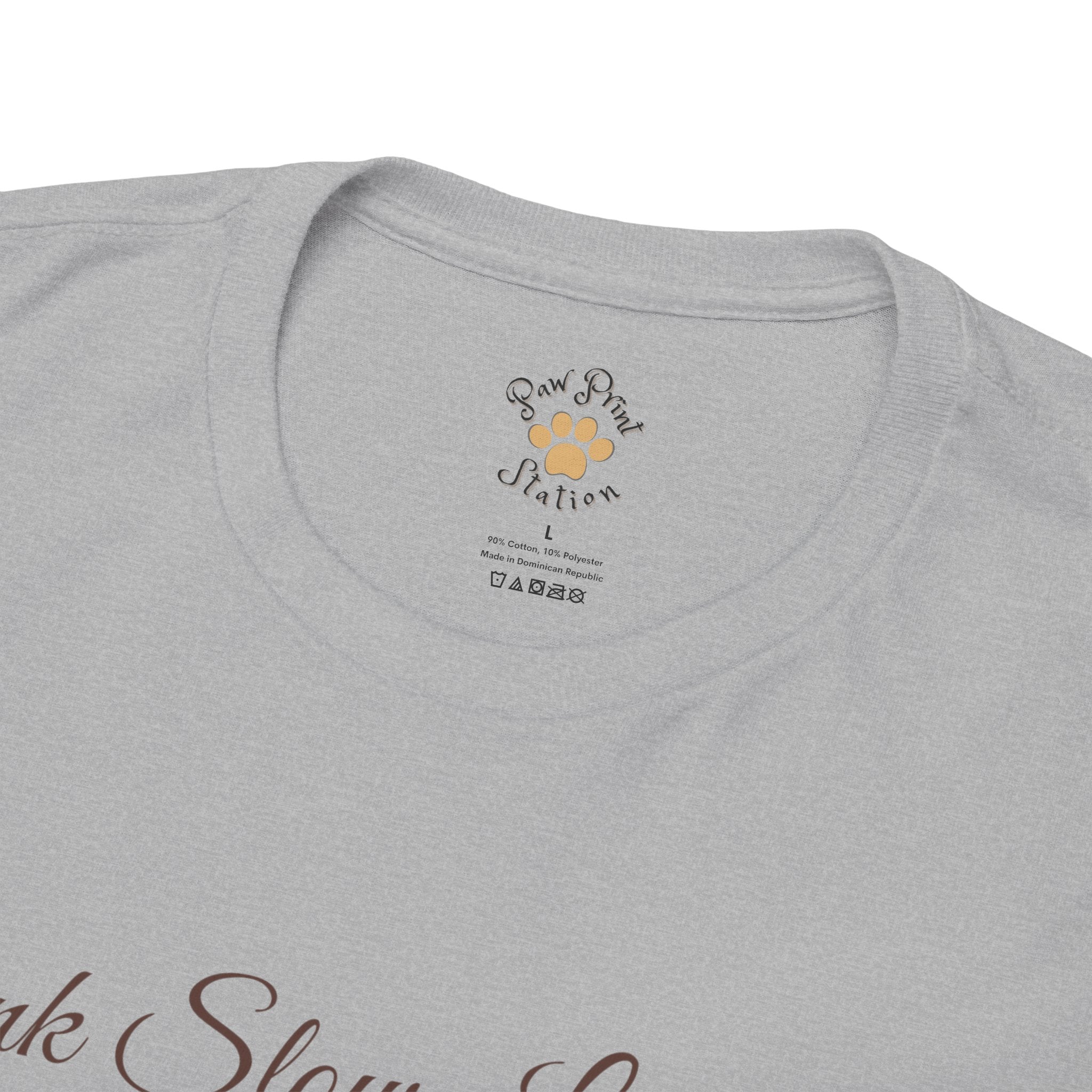 Unisex “Blink Slow, Love Long” Persian Cat T-Shirt – Sentimental Cat Lover Tee