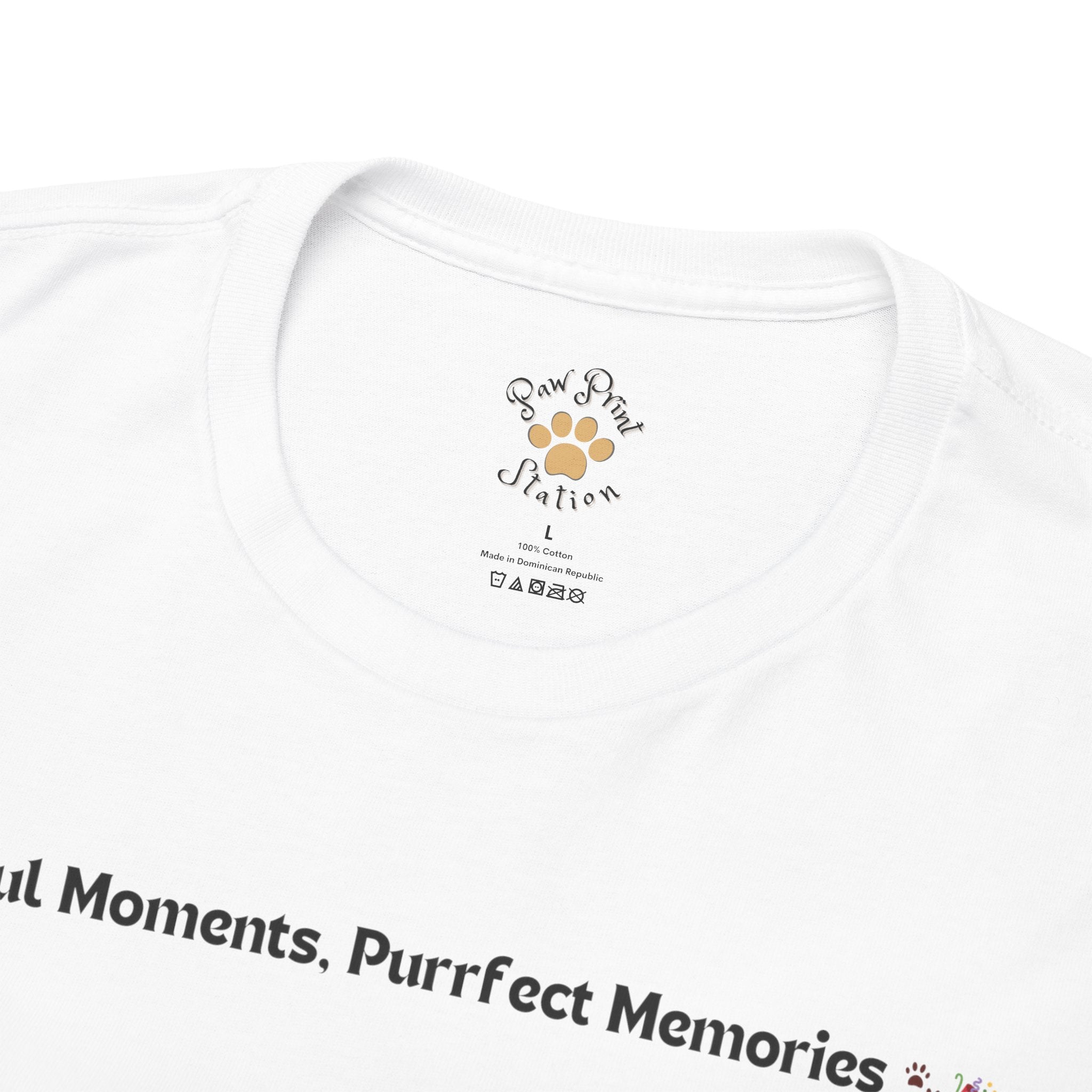 Unisex - Playful Moments, Purrfect Memories: Maine Coon Fun T-Shirt