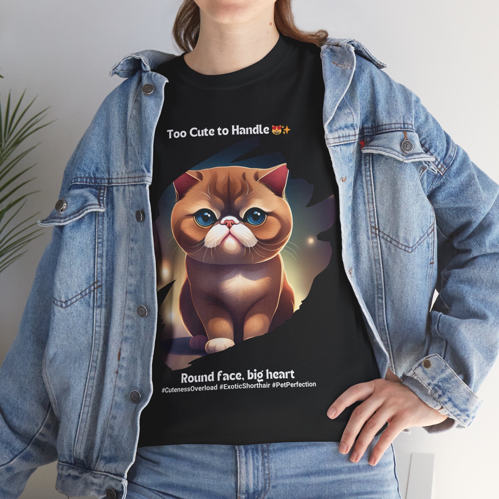 Unisex - Irresistible Cuteness: Exotic Shorthair T-Shirt