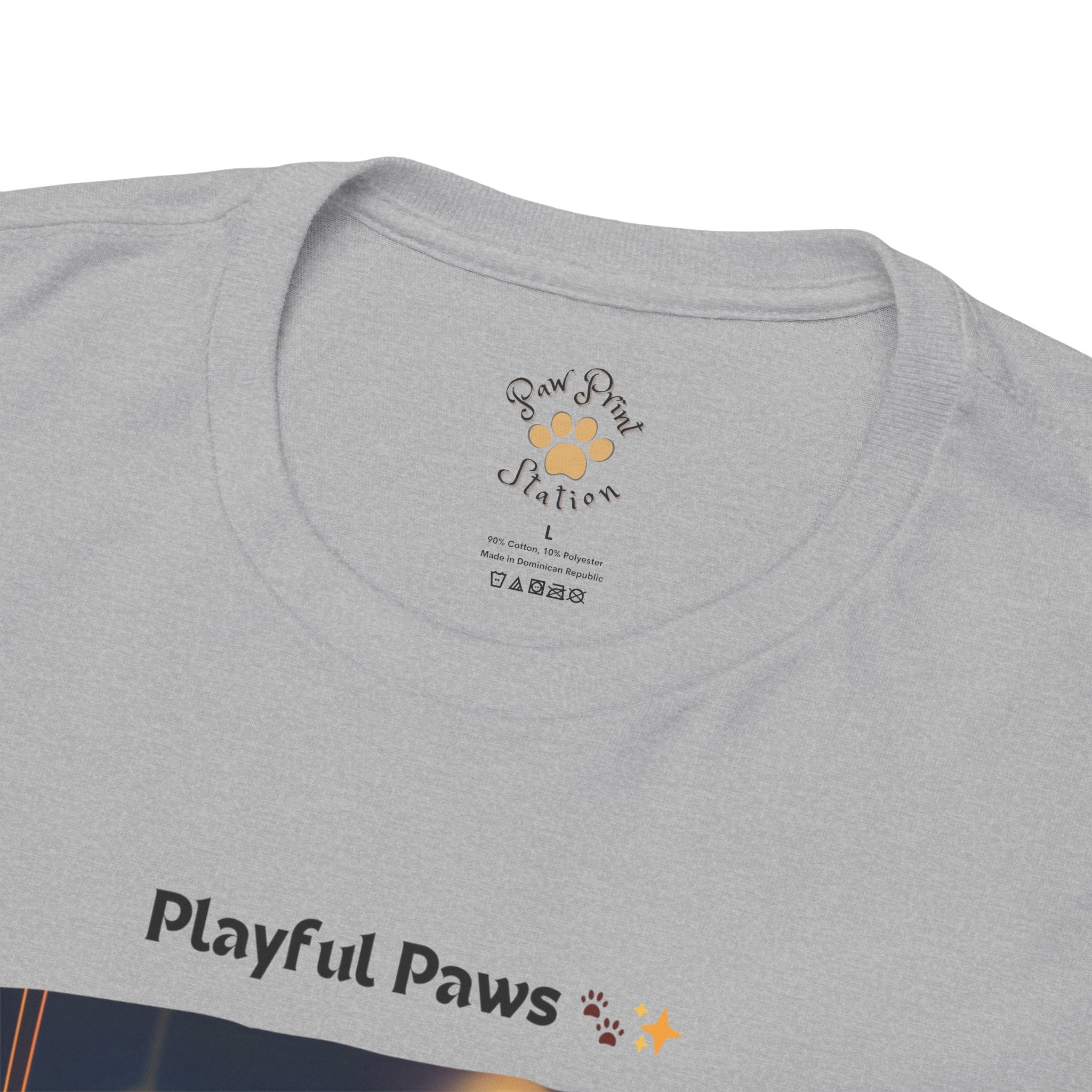 Unisex - Playful Paws: Persian Fun T-Shiirt