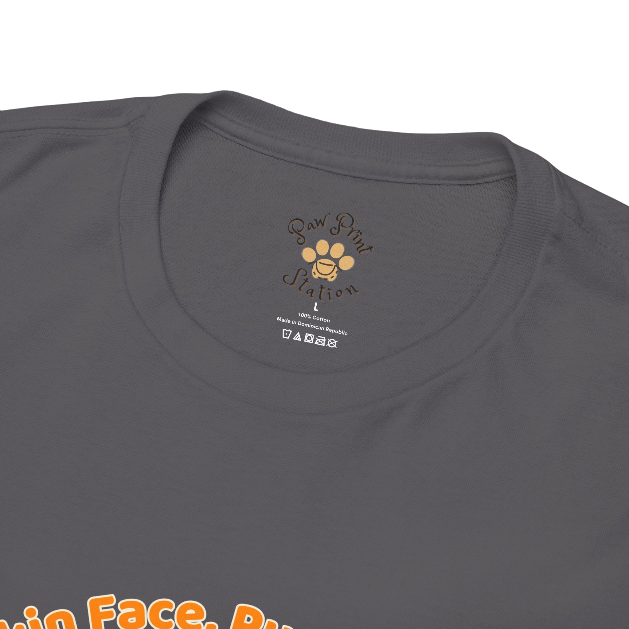 Unisex T-Shirt – Pumpkin Face, Purrfect Heart: Exotic Shorthair Fall Shirt