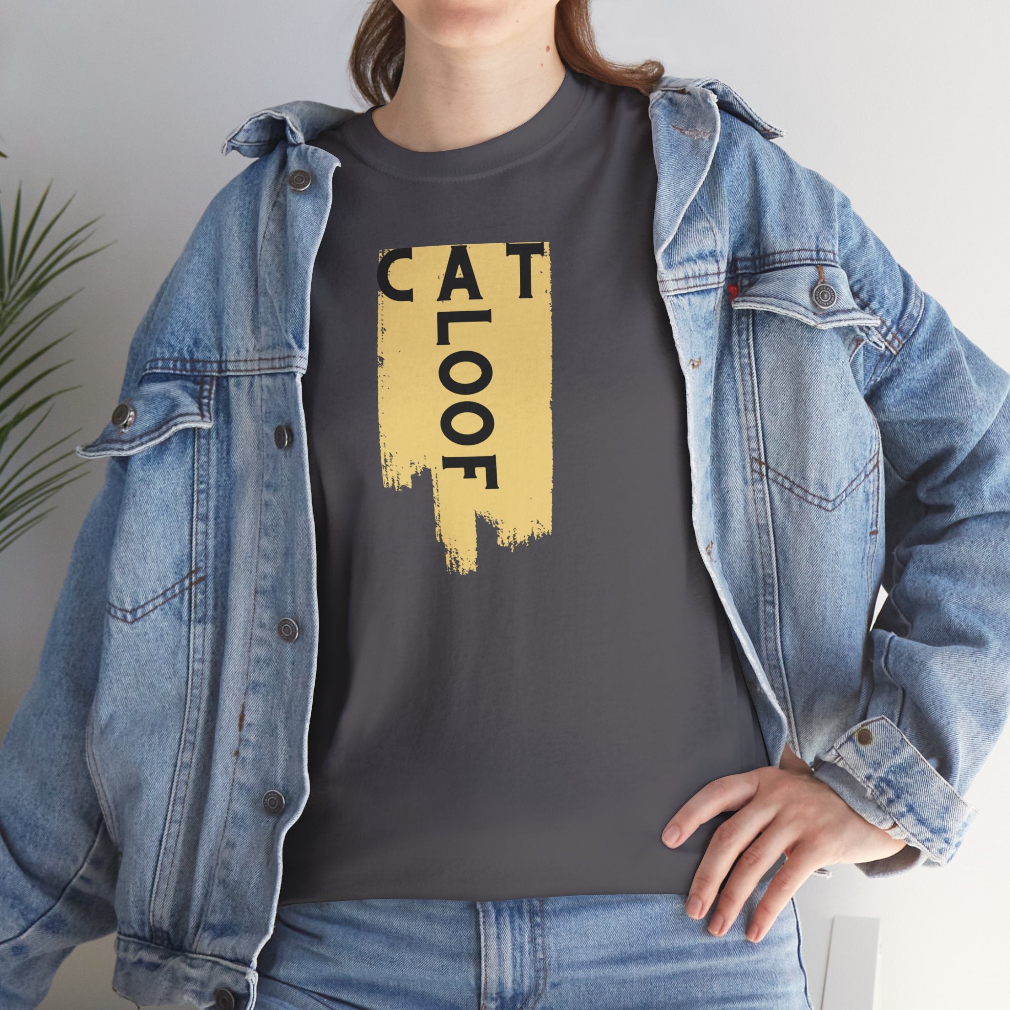 Unisex - Aloof Cat T-Shirt