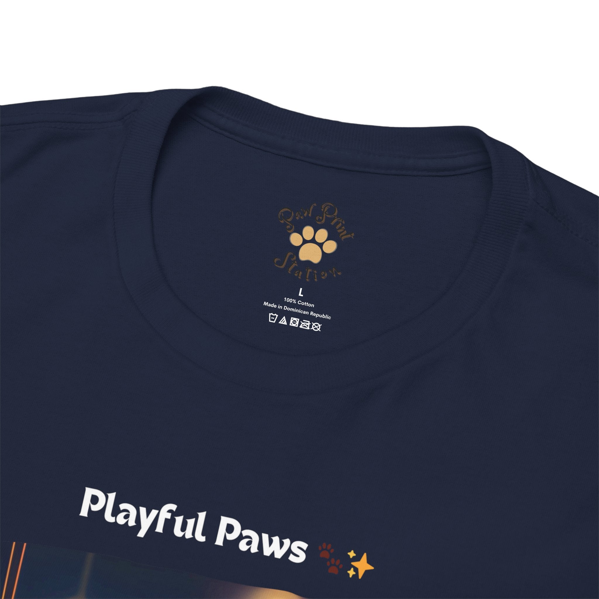 Unisex - Playful Paws: Persian Fun T-Shiirt