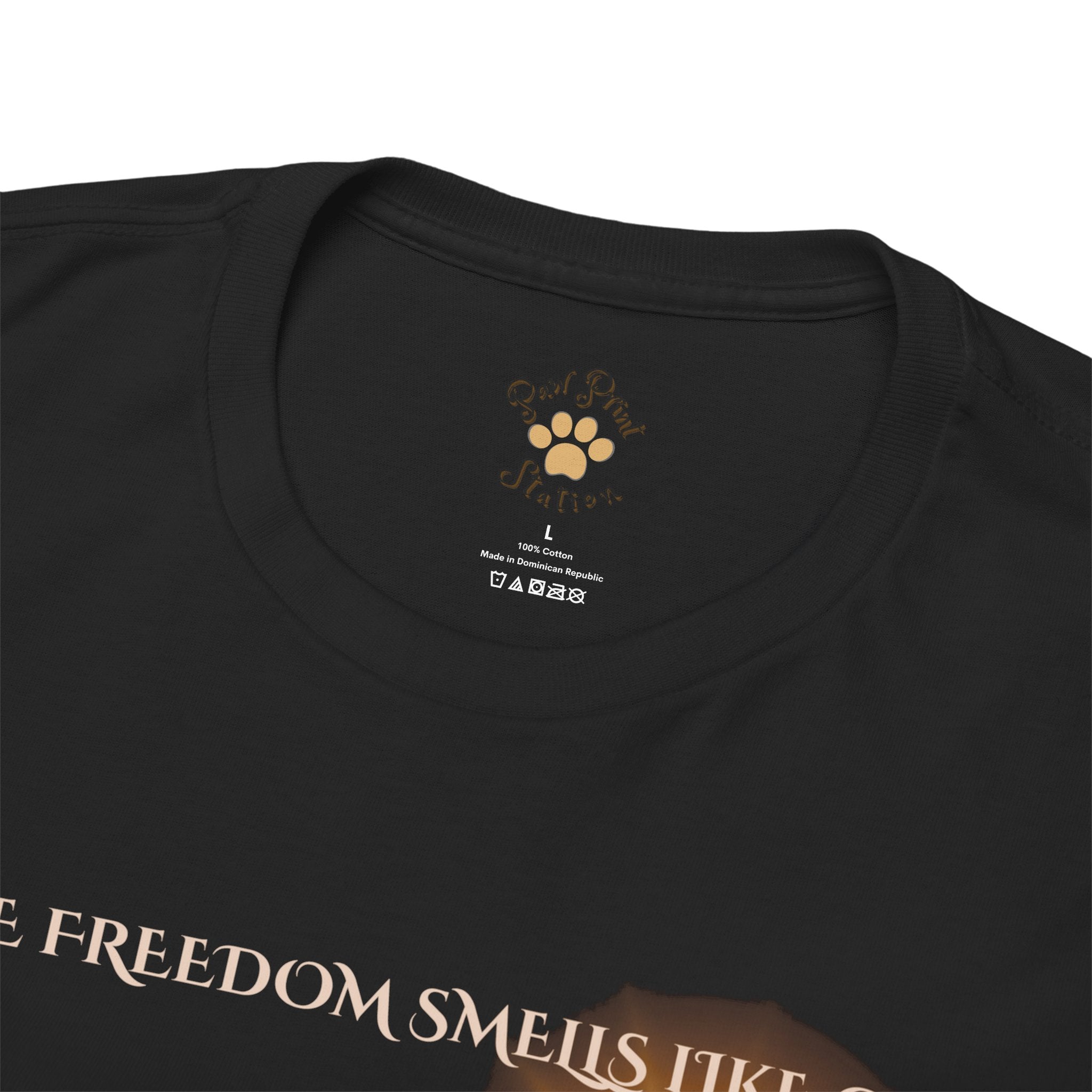 Unisex “Where Freedom Smells Like Grass” Shiba Inu T-Shirt – Dog Adventure Lover Tee
