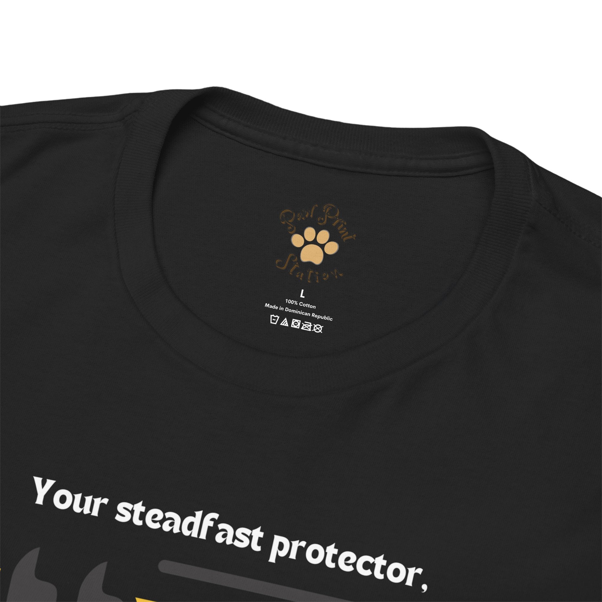 Men's - Your Steadfast Protector: Belgian Malinois T-Shirt