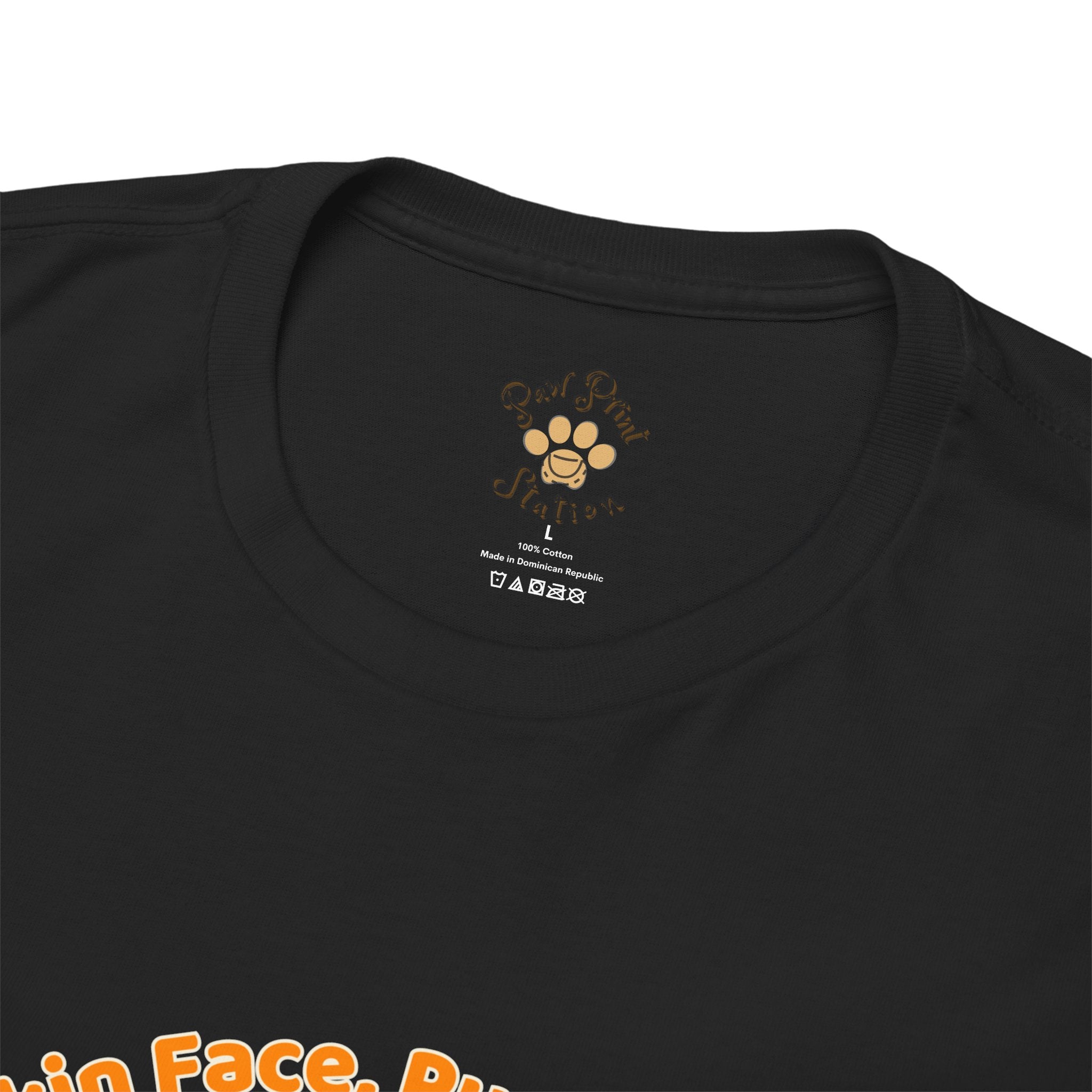 Unisex T-Shirt – Pumpkin Face, Purrfect Heart: Exotic Shorthair Fall Shirt