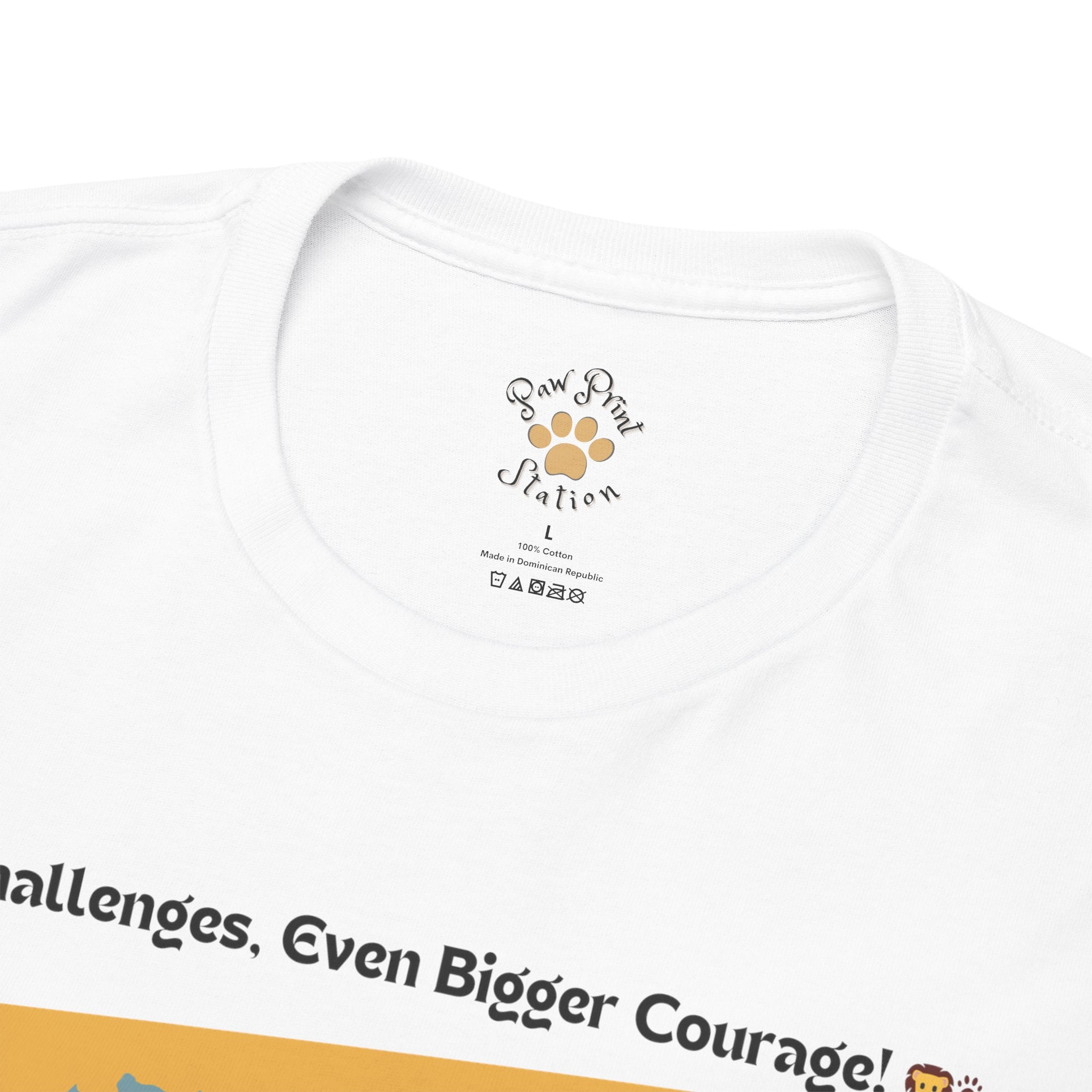 Unisex - Big Challenges, Even Bigger Courage: Dachshund Spirit T-Shirt