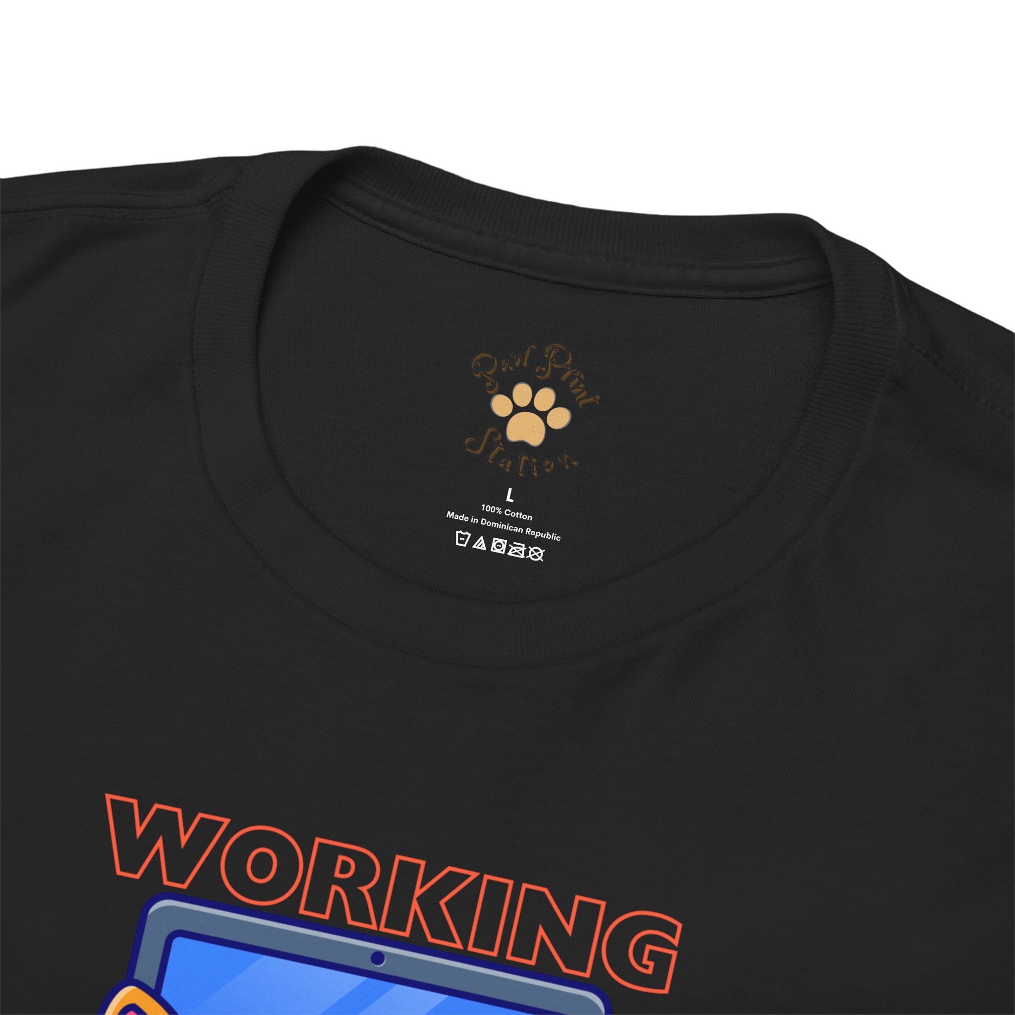 Unisex - Working with My Dog T-Shirt