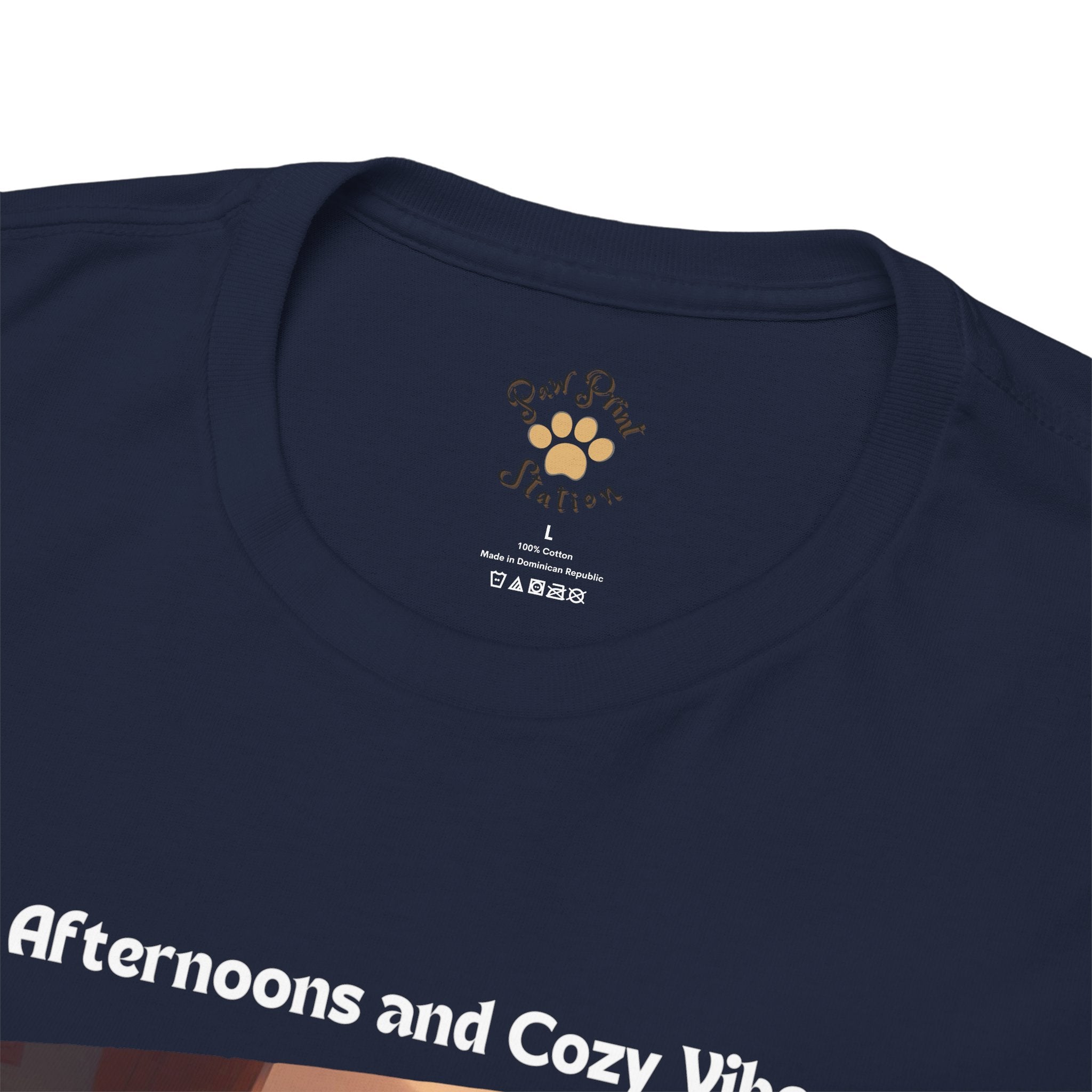 Unisex - Lazy Afternoons and Cozy Vibes: Shiba Inu Chill T-Shirt