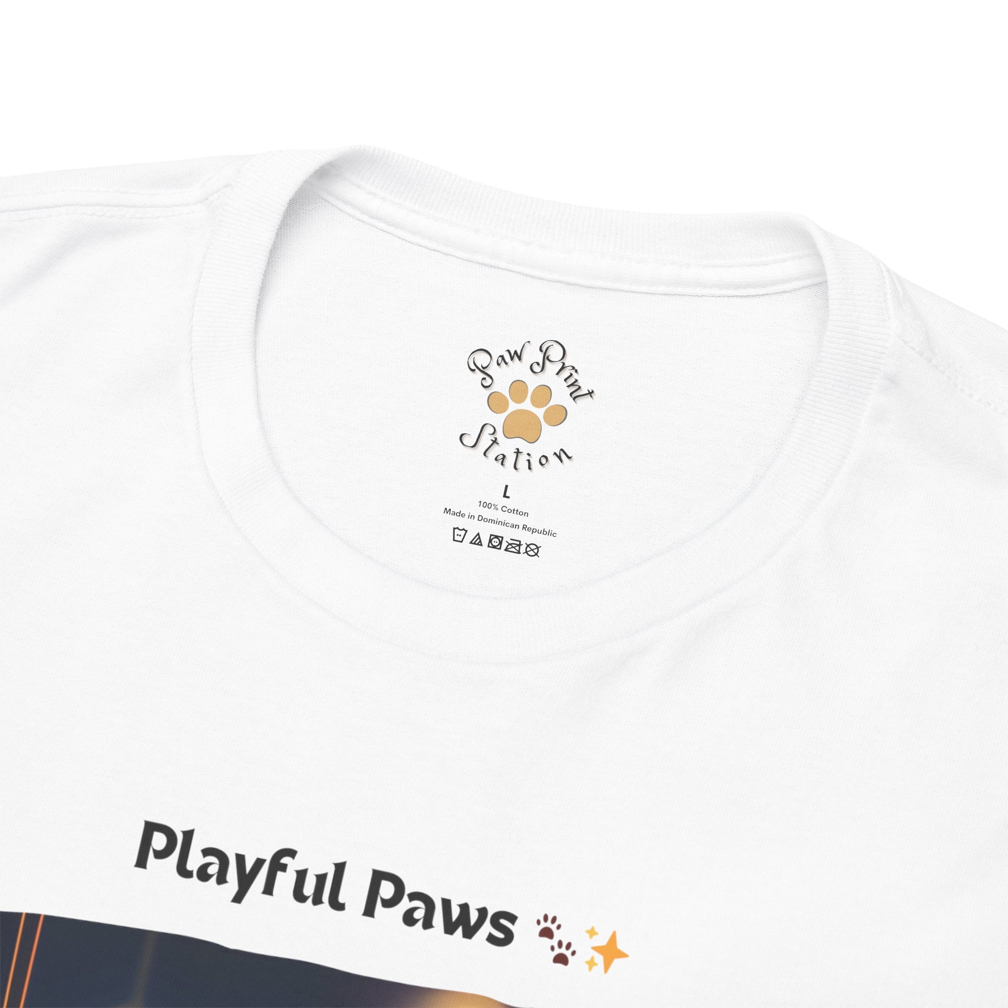 Unisex - Playful Paws: Persian Fun T-Shiirt